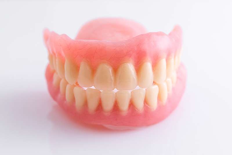 患者様の歯の生え方に着目・快適な義歯